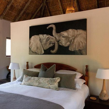 Zenzele River Lodge Rust de Winter Exterior foto