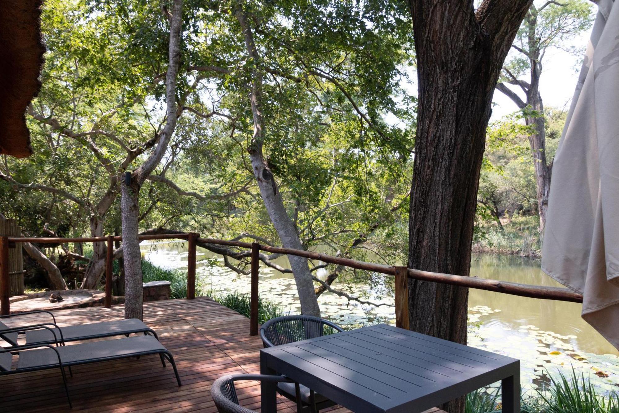 Zenzele River Lodge Rust de Winter Exterior foto