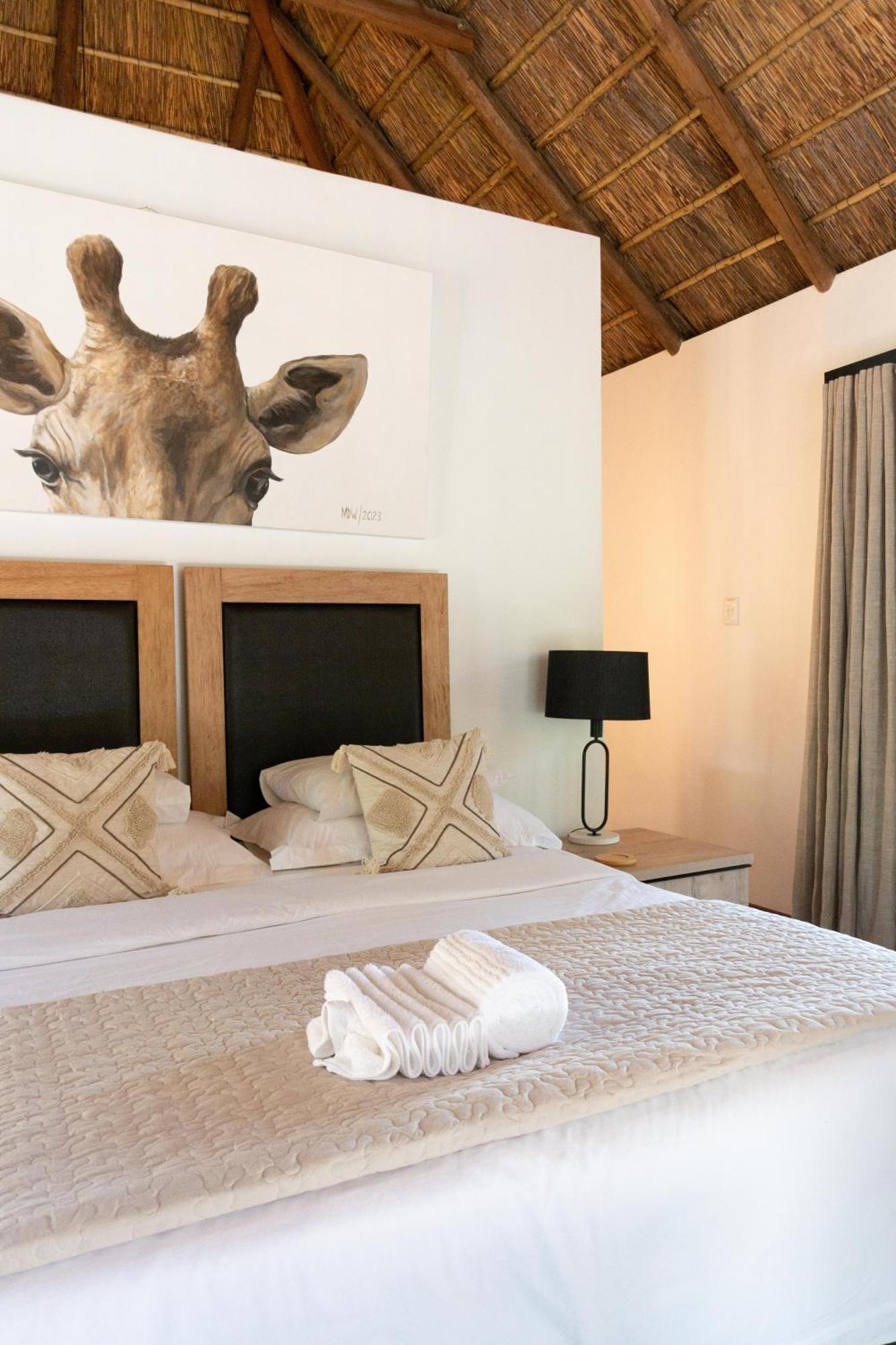 Zenzele River Lodge Rust de Winter Exterior foto