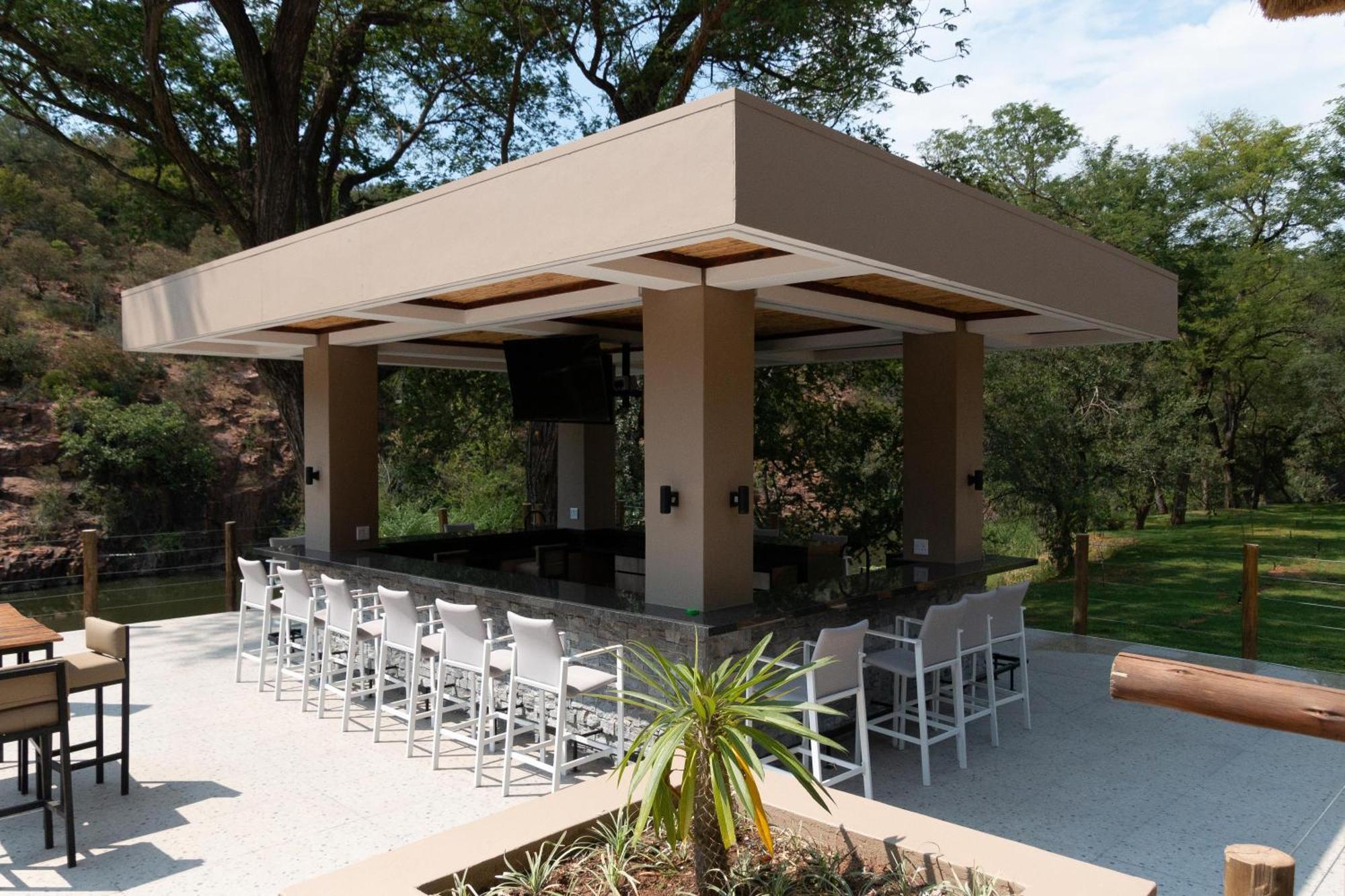 Zenzele River Lodge Rust de Winter Exterior foto